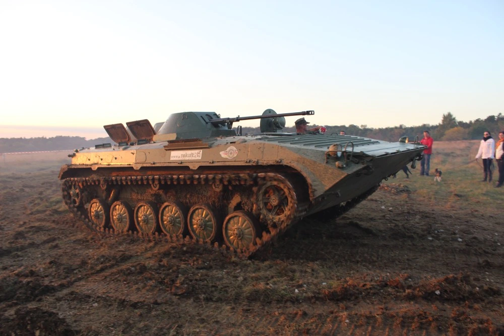 Selber Panzer fahren BMP 30 Minuten in Thüringen